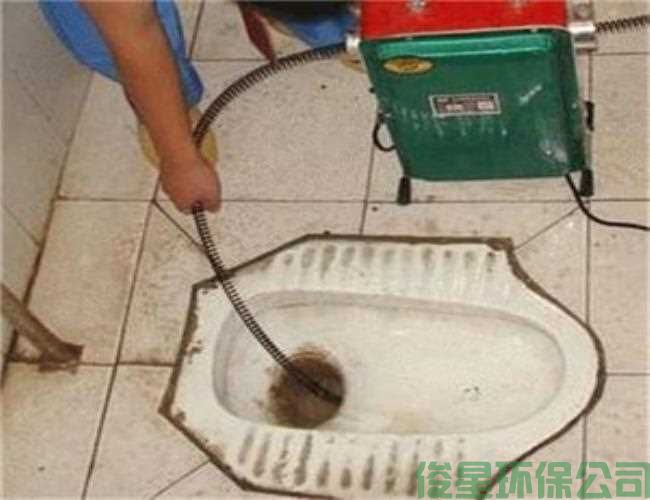 人民医院管道疏通疏通剂会弄坏塑料下水管道吗