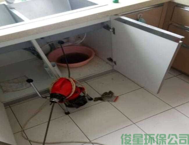 公交5路管道疏通管道堵了如何自己快速疏通