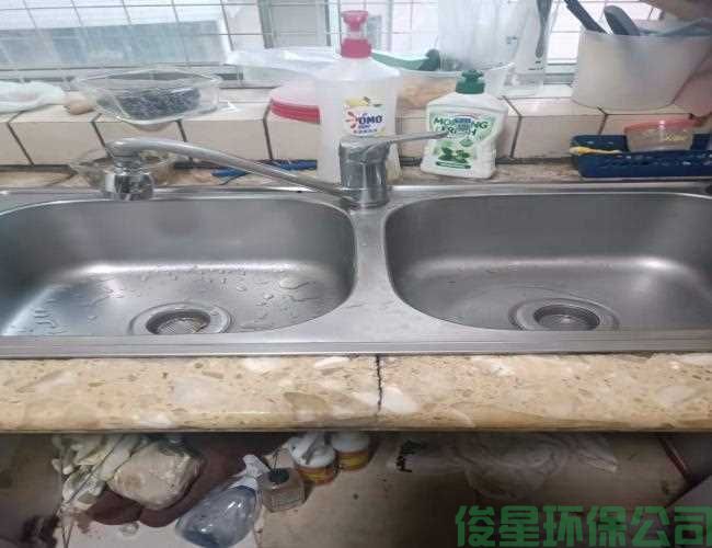 六环管道疏通下水管道水泥堵了怎么疏通