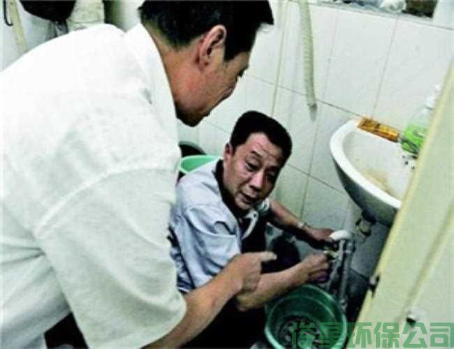 八通轻轨沿线管道疏通卫生间马桶堵住了怎么疏通